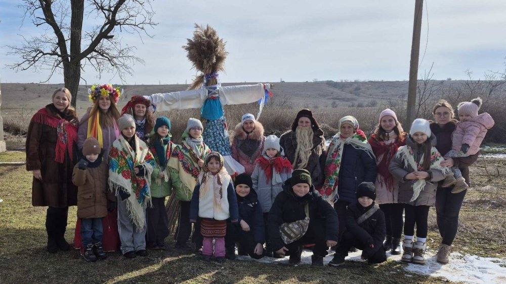 Анатолівці вже провели зиму і чекають на весну (фото)
